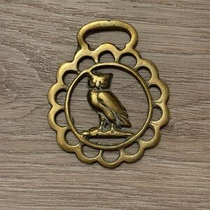Brass Owl Pendant Charm - Vintage Gold Tone